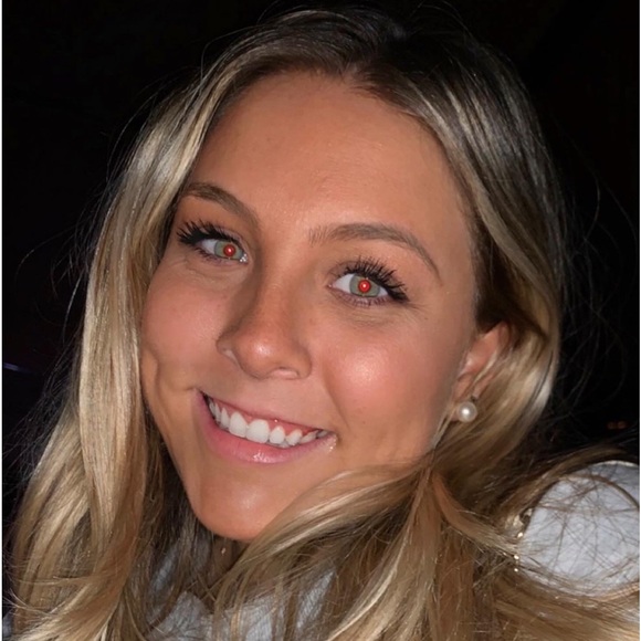 Meet your Posher, Katie - Picture 2 of 4